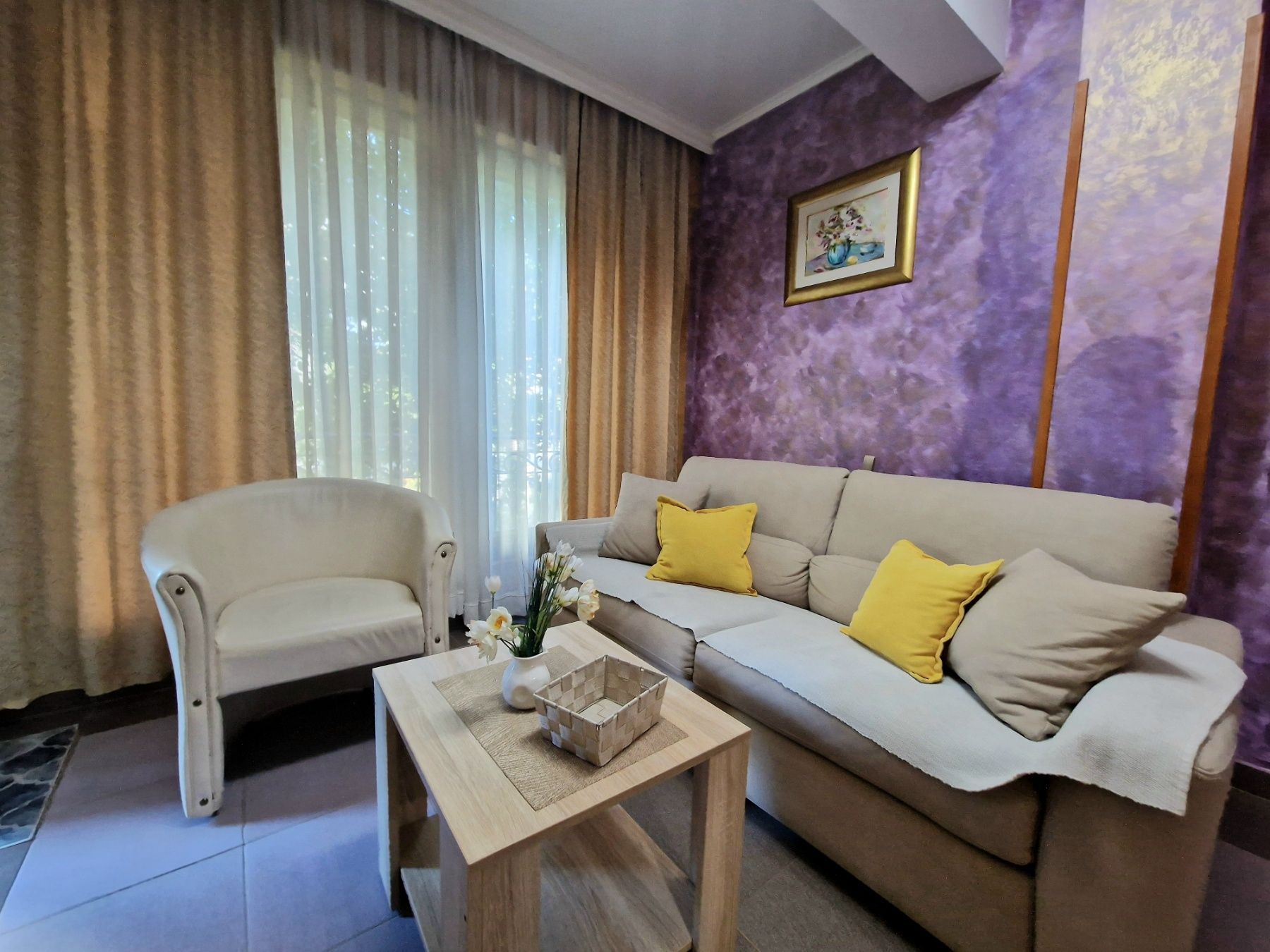 Izdaje se jednosoban stan u centru Budve. (na period od 15.09.2026 do 15.06.2027) - Amfora Real Estate