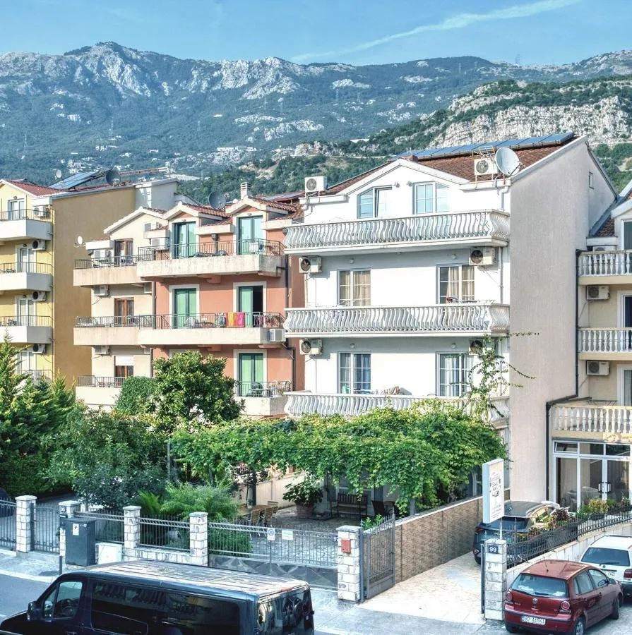 Budva,Babilonija-Mini Hotel 487 m2 - Amfora Real Estate