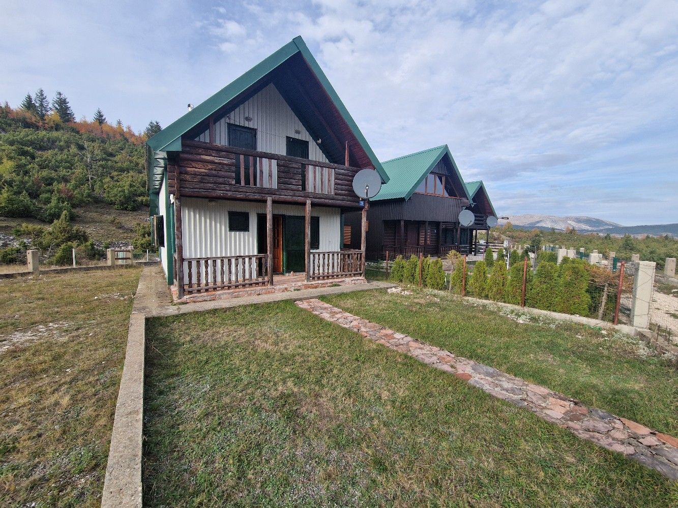 Na prodaju legalizovana kuća 74m² sa placem 311m², Žabljak - Amfora Real Estate