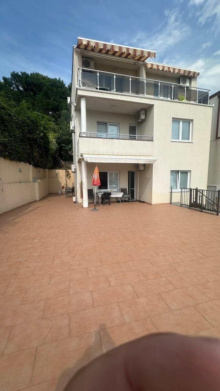 Dvospratna kuca sa pogledom na more- Bar - Amfora Real Estate