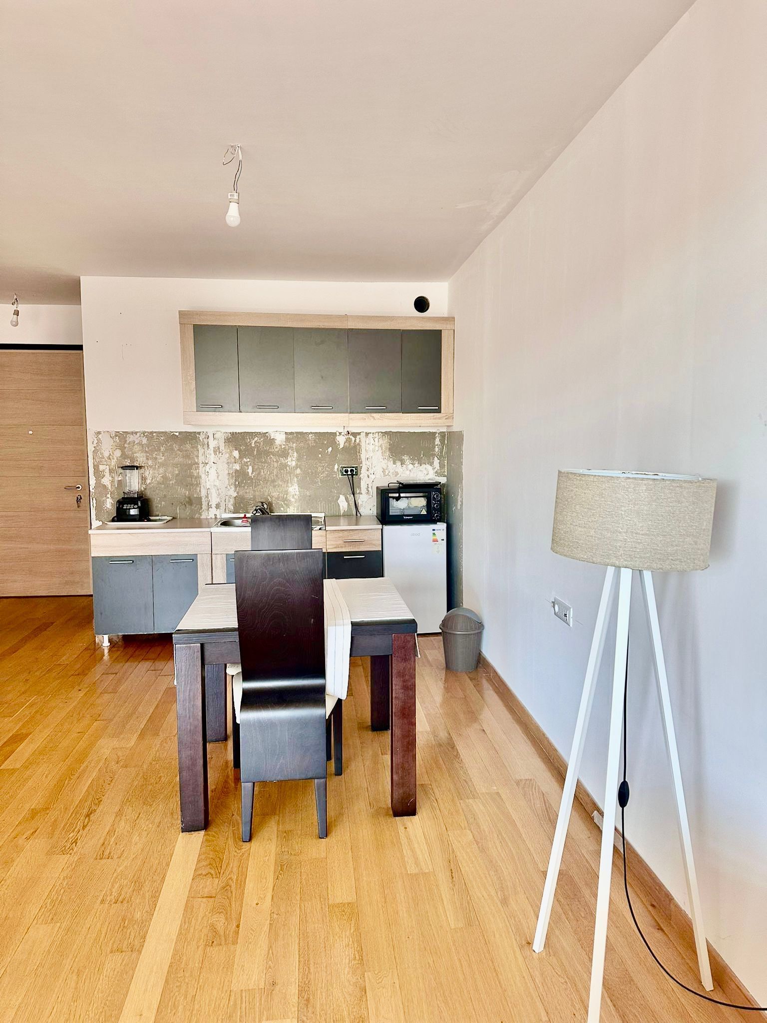 amforaproperty.com/Moderno opremljen dvosoban stan od 85m² u Budvi,Rozino