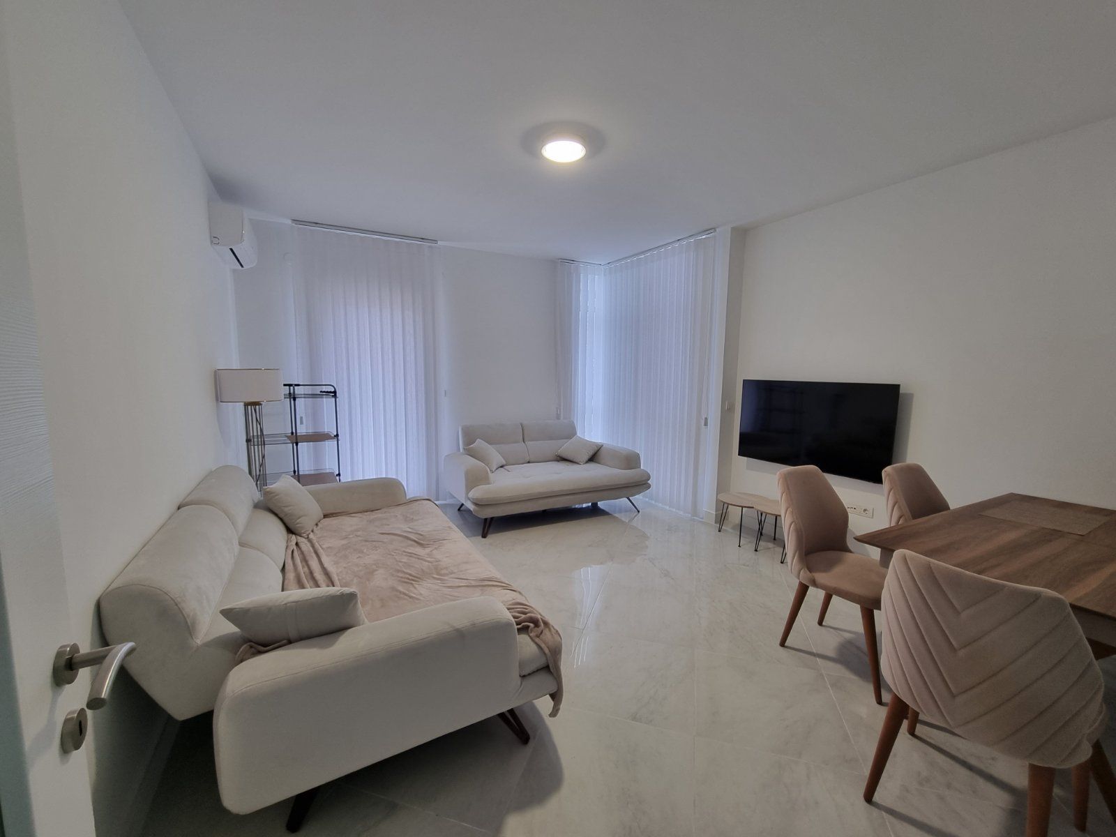 Luksuzan trosoban stan 95m² sa parking mestom – Rozino, Budva - Amfora Real Estate