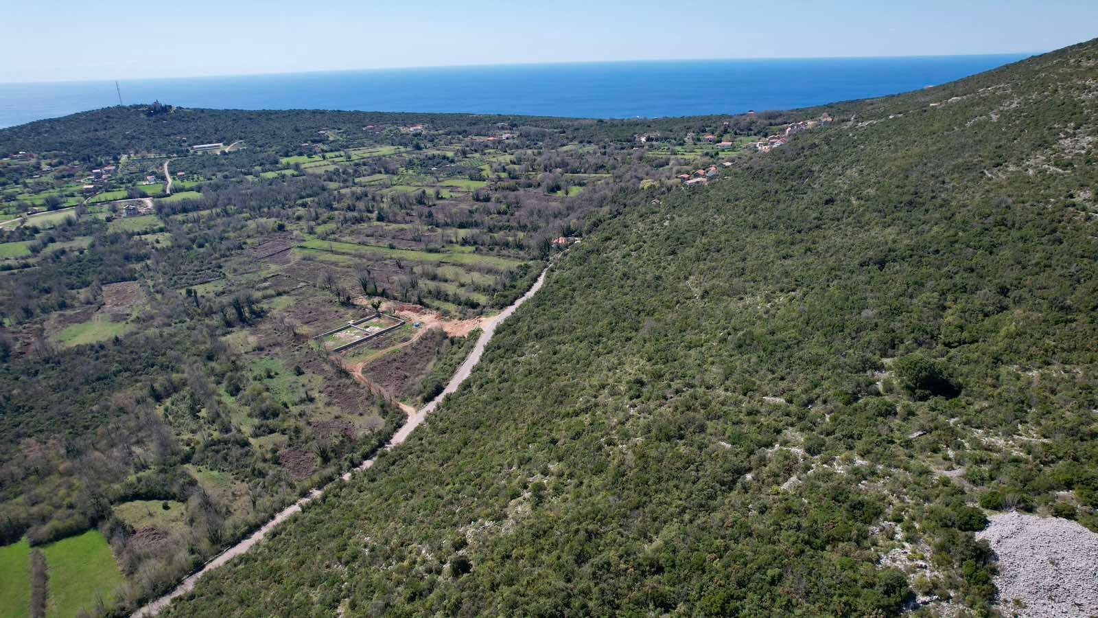 Prodaja urbanizovanog zemljista 5230m² – Zagora, Kotor - Amfora Real Estate