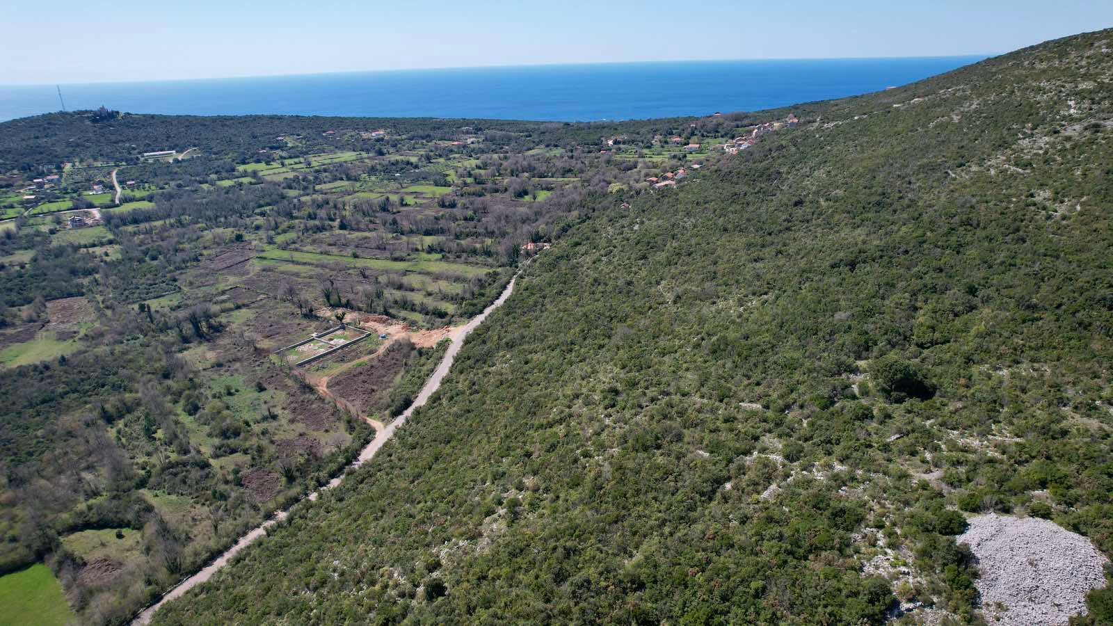 Prodaja urbanizovanog zemljista 5230m² – Zagora, Kotor - Amfora Real Estate