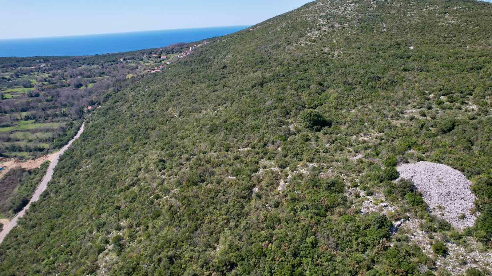Prodaja urbanizovanog zemljista 5230m² – Zagora, Kotor - Amfora Real Estate