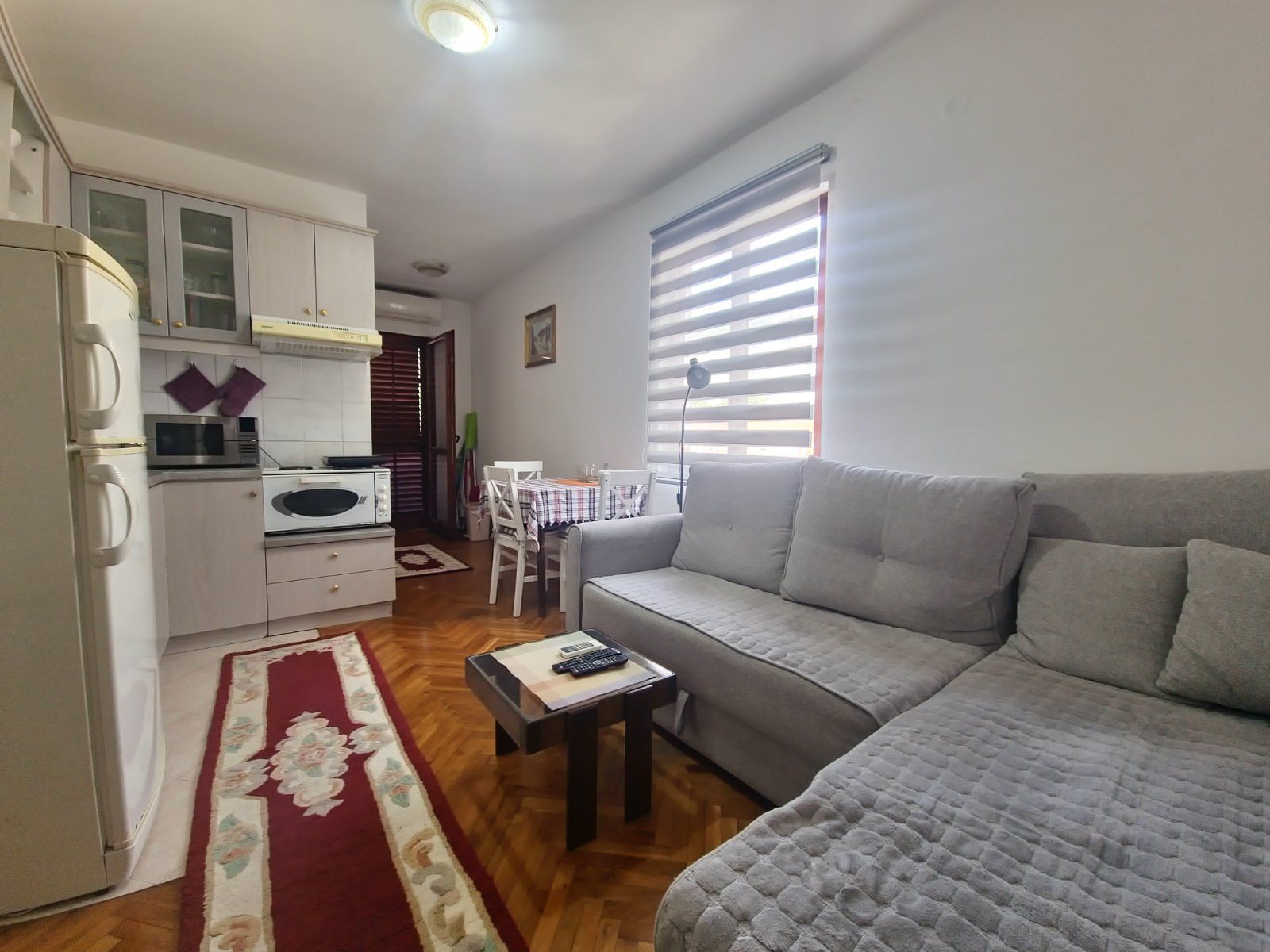 Izdavanje jednosobnog stana 38m2-Budva,Velji Vinogradi (NA DUZI PERIOD) - Amfora Real Estate