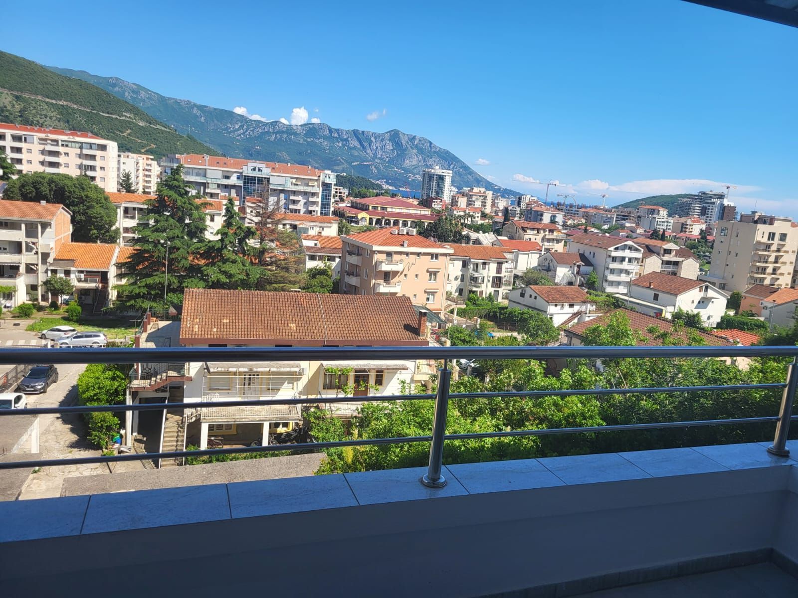 Izdavanje studio apartmana 39m² sa pogledom na more  – Budva (izdavanje na duzi period) - Amfora Real Estate