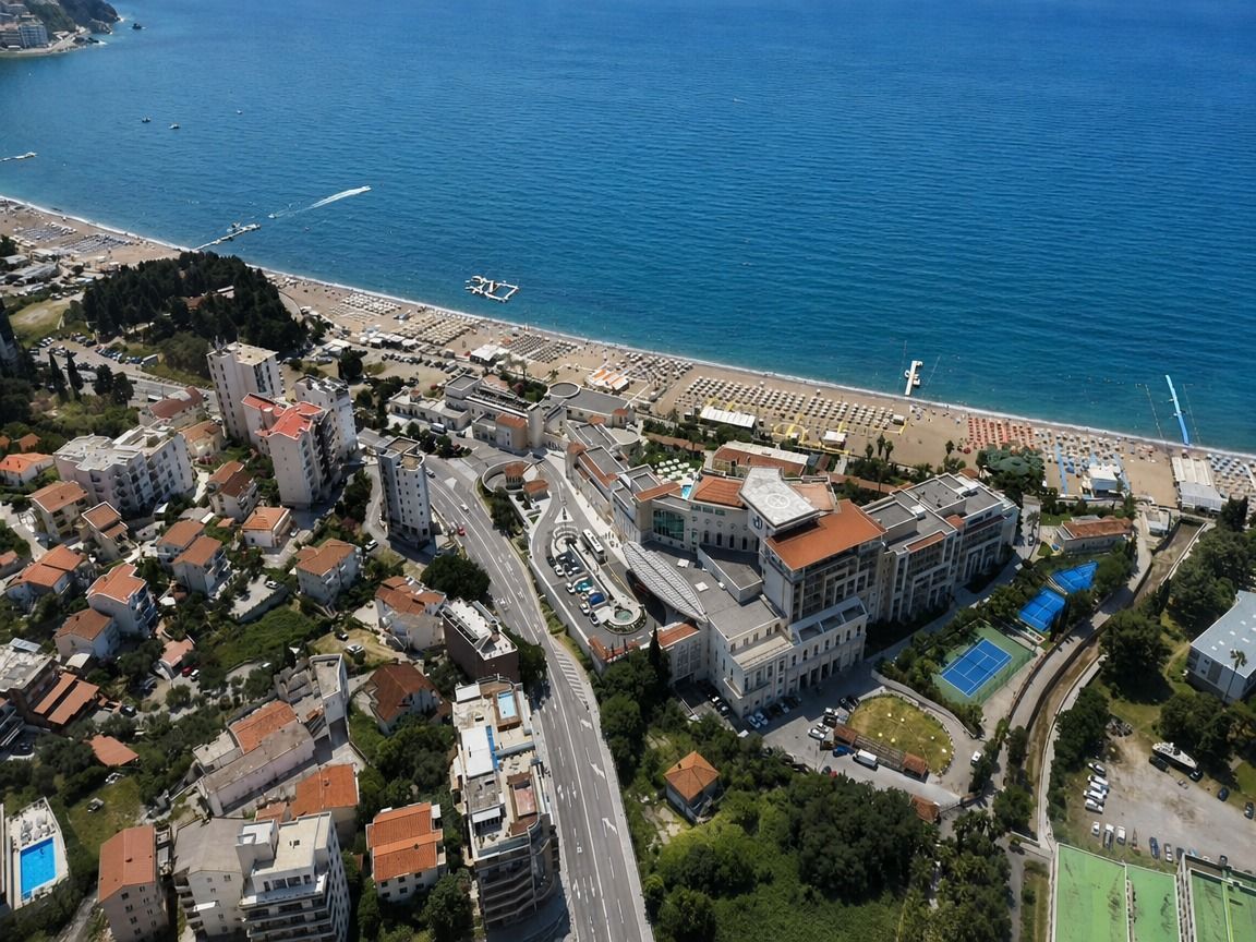 Prodaja jednosobnog stana 47 m² u luksuznom kompleksu u izgradnji na atraktivnoj lokaciji – Bečići (Bez 3% Poreza) - Amfora Real Estate