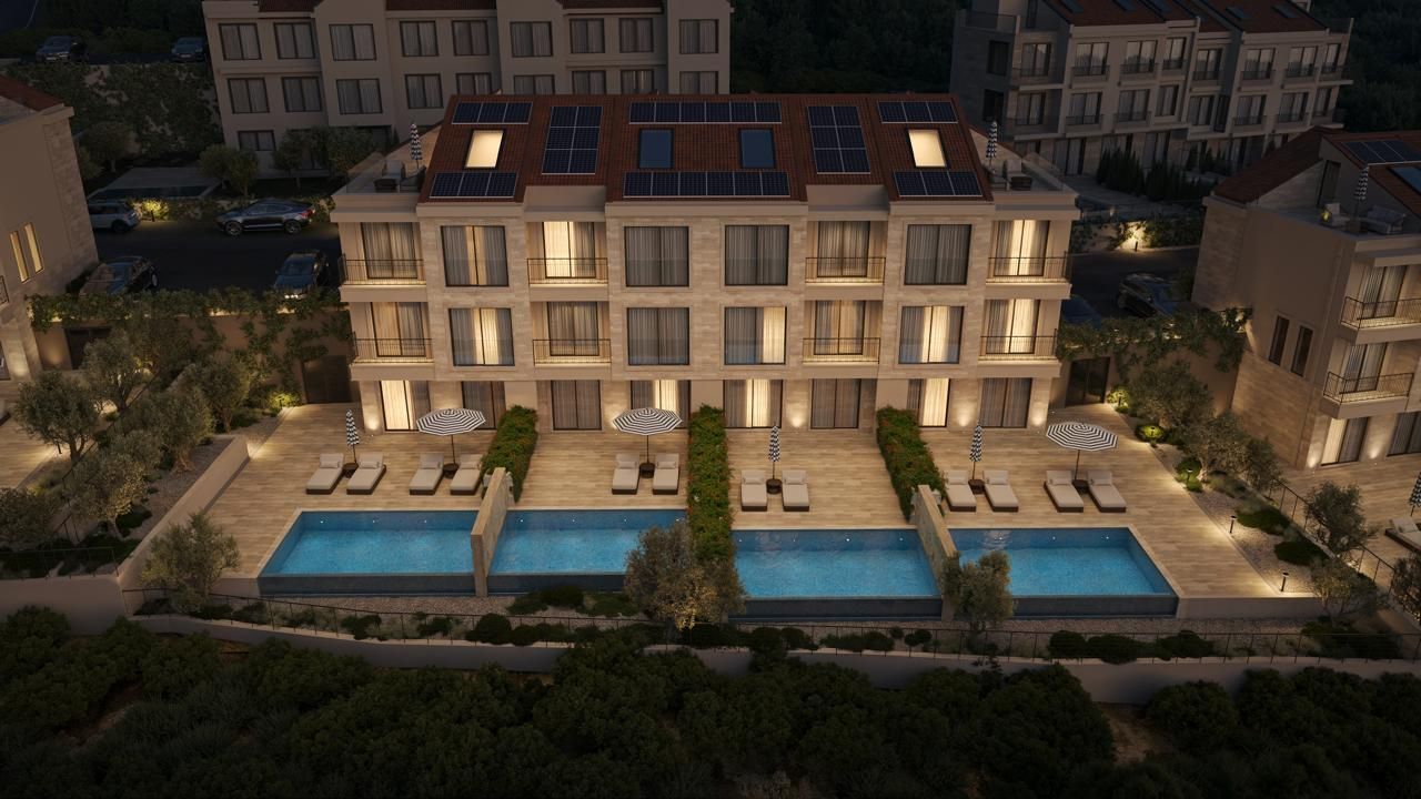 Luksuzna townhouse vila 176 m² sa privatnim bazenom i pogledom na more-Reževići, Budva - Amfora Real Estate