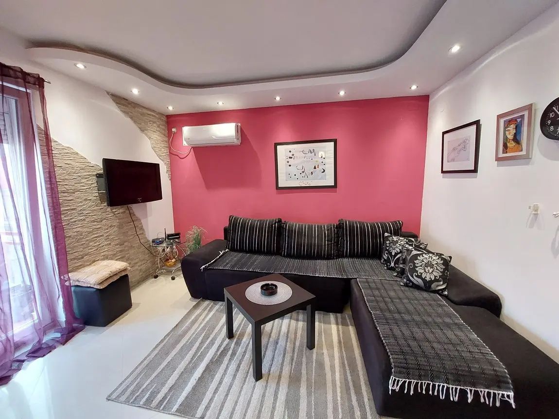 Prodaja dvosobnog stana 54m² u centru Budve –3 terase i izuzetna lokacija - Amfora Real Estate