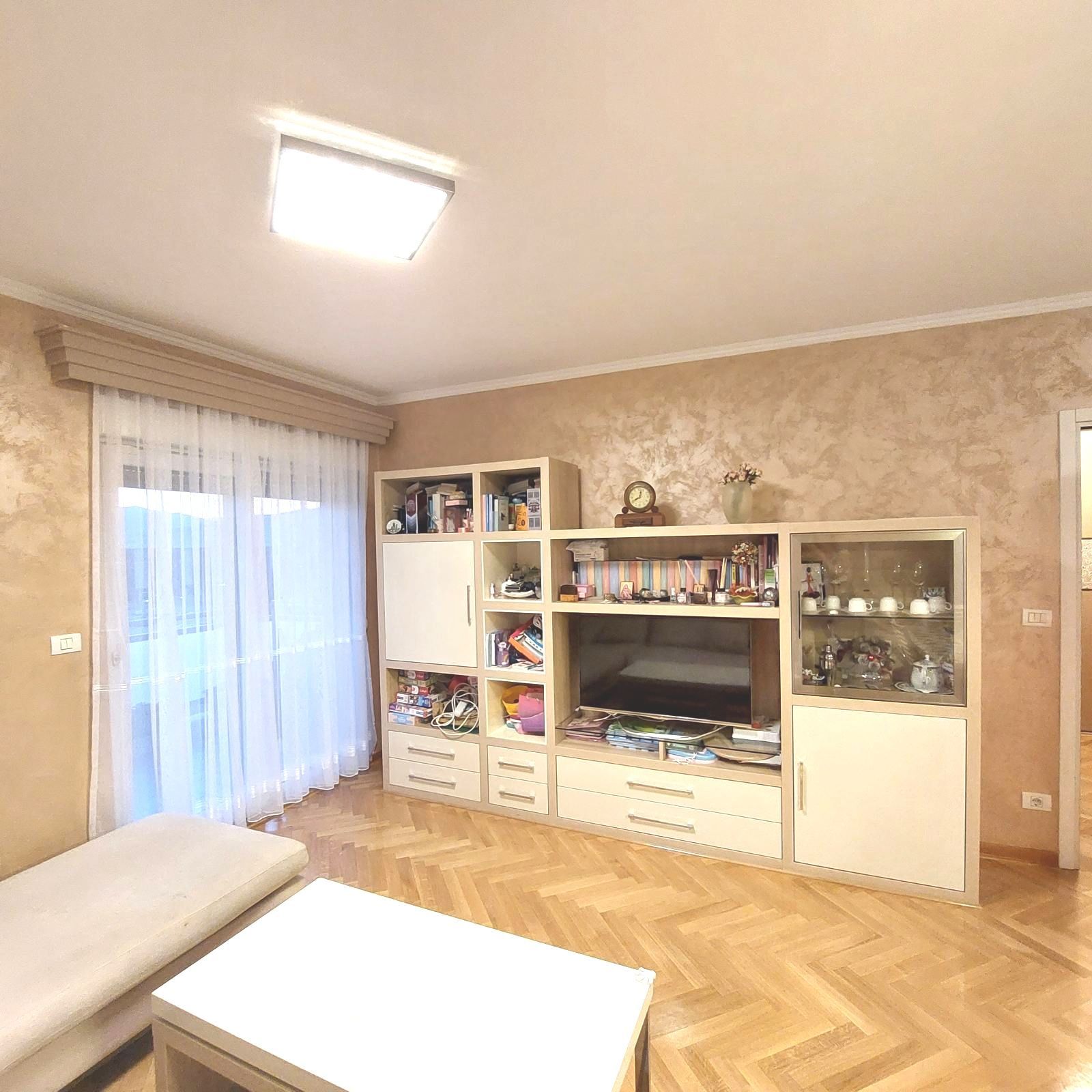 Izdavanje luksuznog dvosobnog stana 88 m² – City Kvart, Podgorica (dugorocno) - Amfora Real Estate