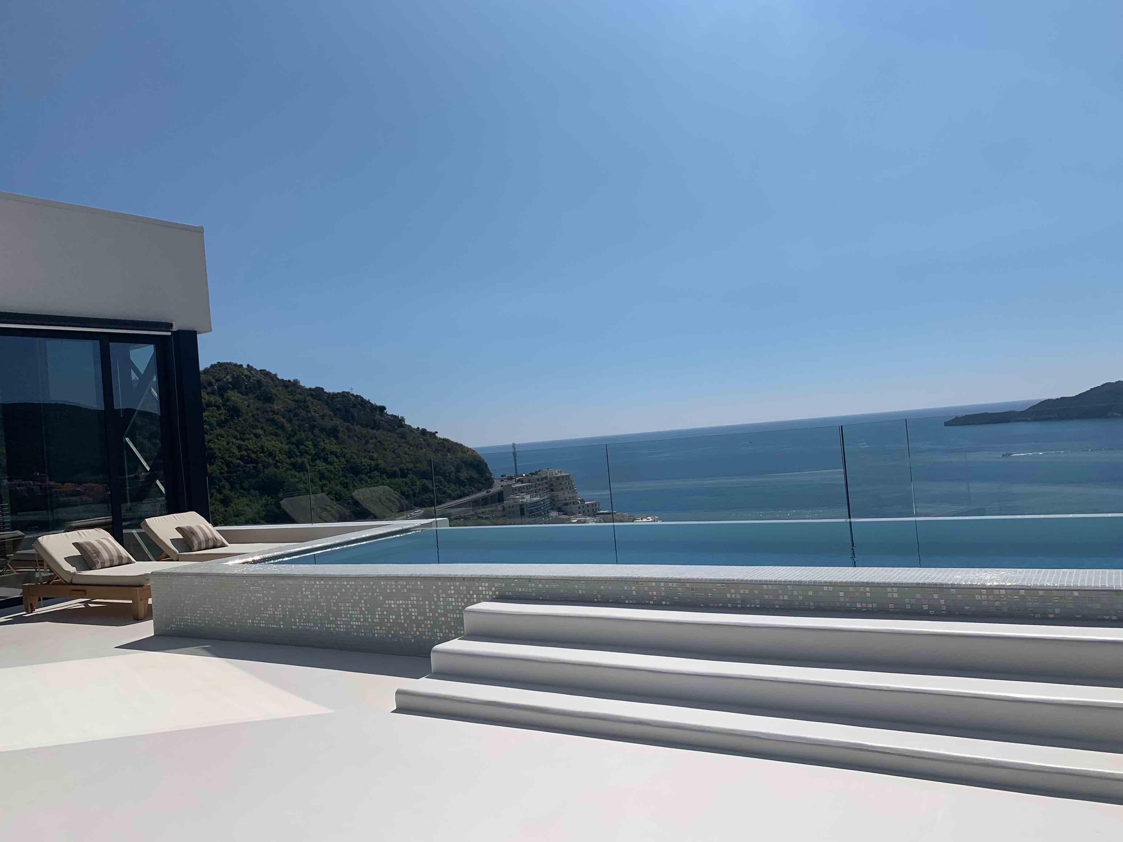 Luxury Home Rentals: Opulent Vacation Rentals for Your Next Getaway - Vrbo