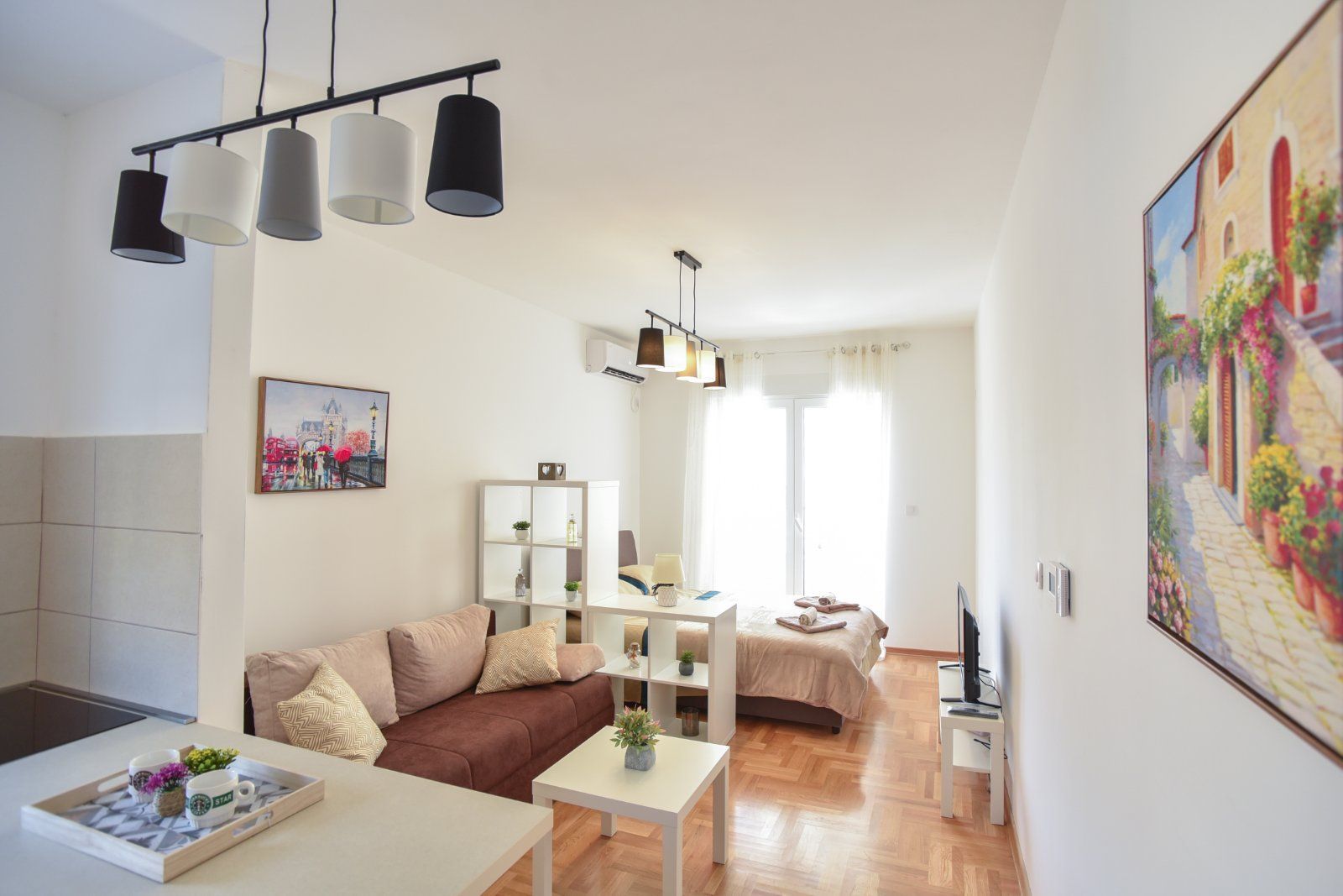 Studio apartman na atraktivnoj lokaciji u BudvI (na duzi period,dostupan od 20.9.2026) - Amfora Real Estate